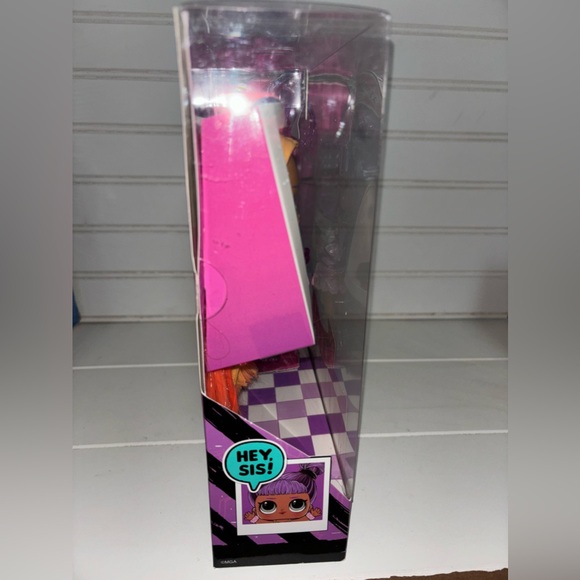 LOL SURPRISE TWEENS SURPRISE SWAP BAILEY BUNS-2-BRAIDS DOLL 20 Surprises NEW - Picture 7 of 8